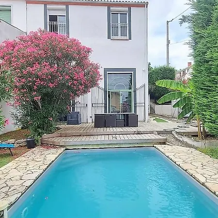 Villa Jolie Maison Centre-ville Avec Terrasse Et Piscine *